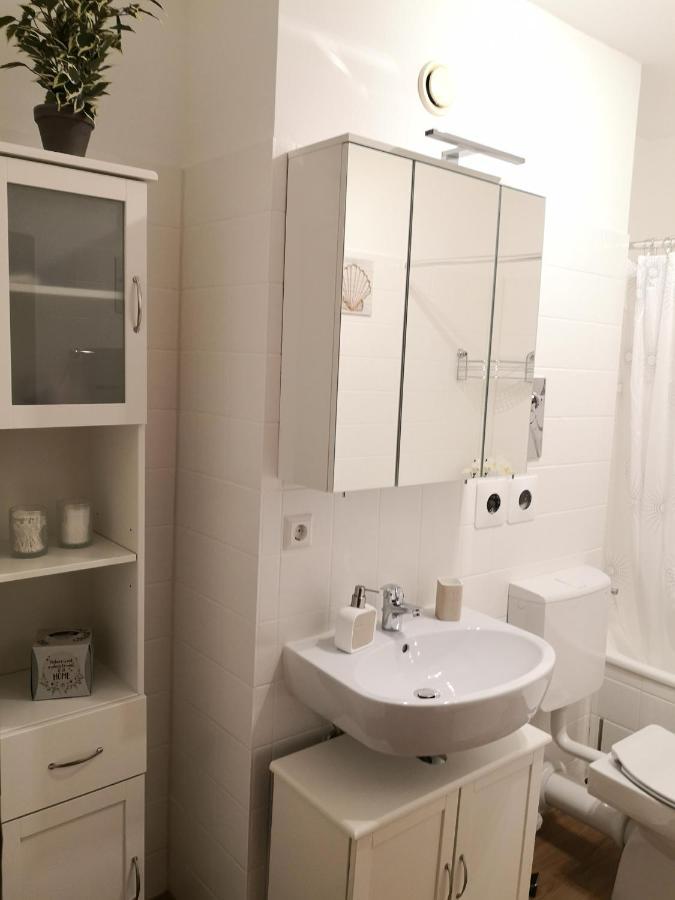 Exklusives Apartment zw. LU und Speyer mit Aufzug Neuhofen Exterior foto